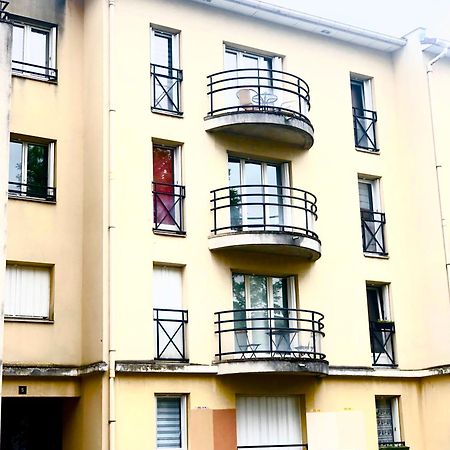 Superbe Appartement Tout Equipe, Le Nid D'Eva A Metz Gare, Parking Prive, Balcon, F2, 50M2, 3P Экстерьер фото